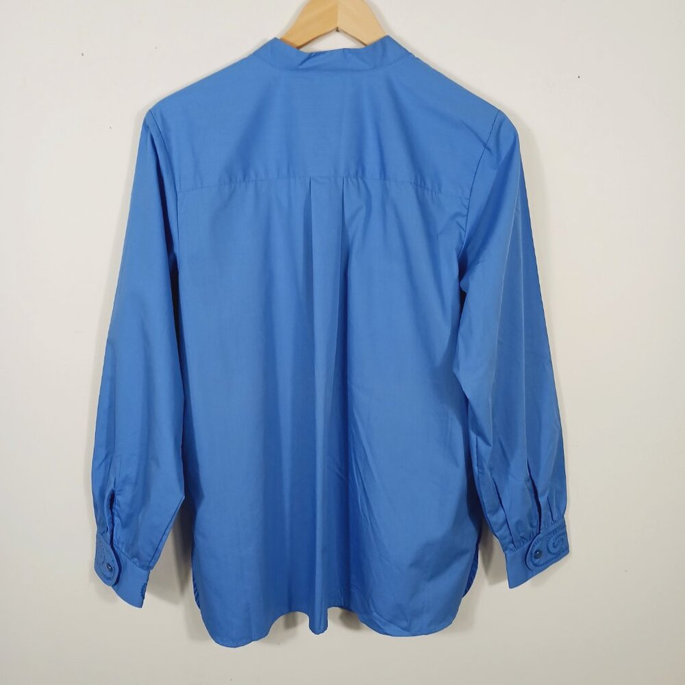 Bob Mackie NWT, Size Med., Blue, Button Down Shirt W/ Sequins & Mandarin Collar - Picture 5 of 16